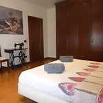 The Quiet Corner * نوالي