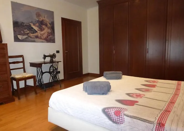 The Quiet Corner * Noale